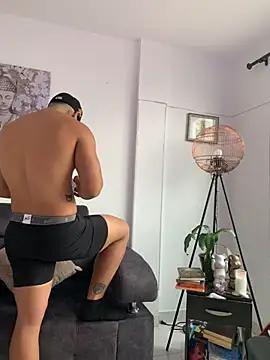 DeimonOficial live sex cam
