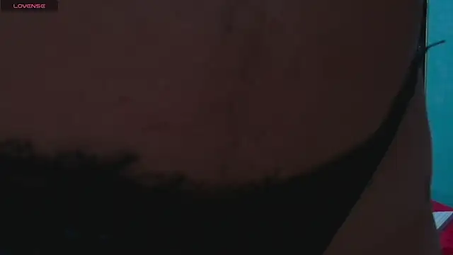 Sasha_and_Luke's cam snapshot