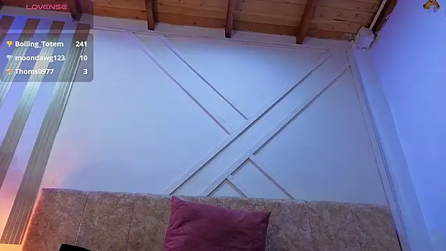 ashley__foxx_'s cam snapshot