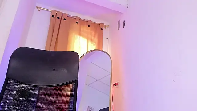 Victoriia_Xx's cam snapshot