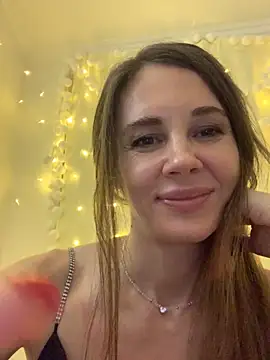 LucieMack's cam snapshot