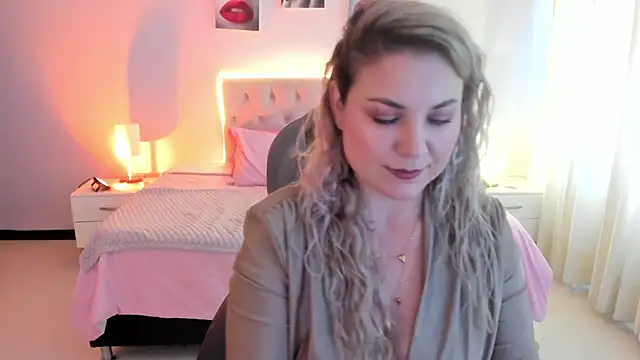 Violeta_Hotter's cam snapshot