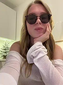 Little_Forest_ELF live sex cam