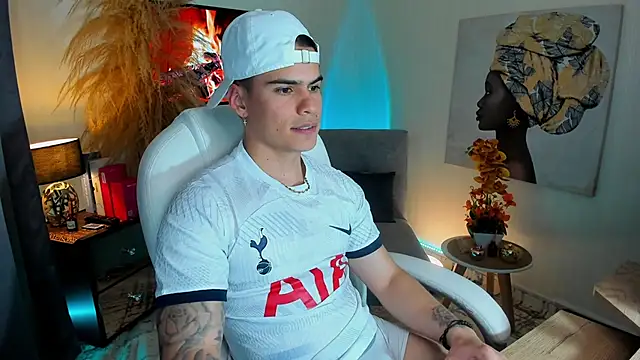 Matias_Murrier live sex cam