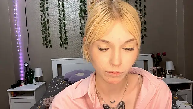 LlsabethHaze's cam snapshot