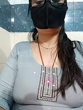 Aishwaryaa_69 live sex cam