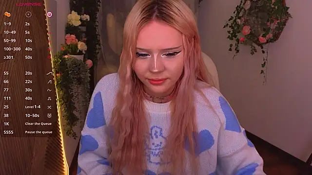 kitten_murray_'s cam snapshot