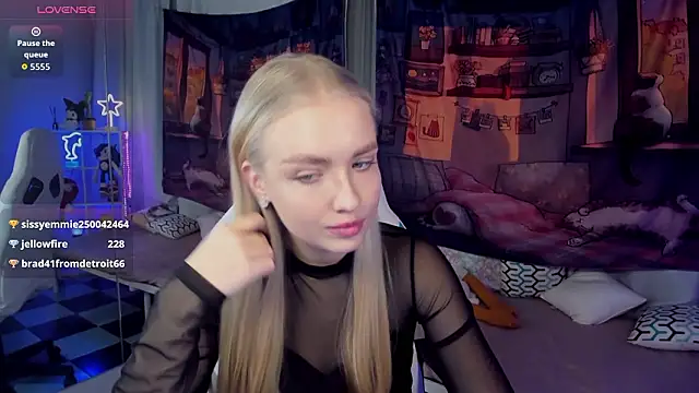 TessaGrays's cam snapshot