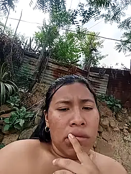 Sweet-Dirty-Storm's cam snapshot