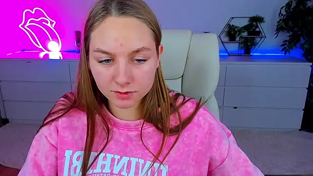 MilaAddams live sex cam