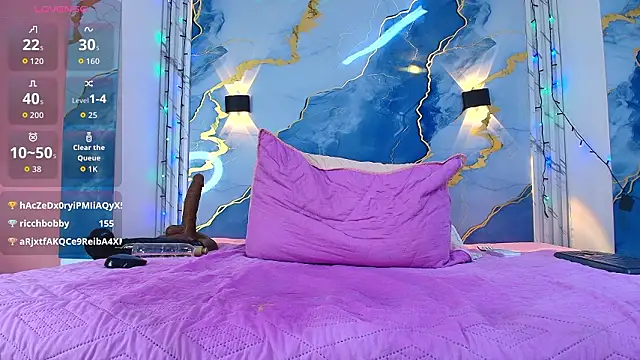 lorrayne_'s cam snapshot