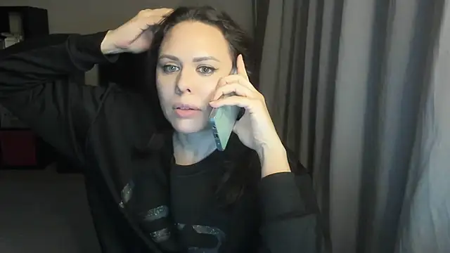 MollyCheiz's cam snapshot