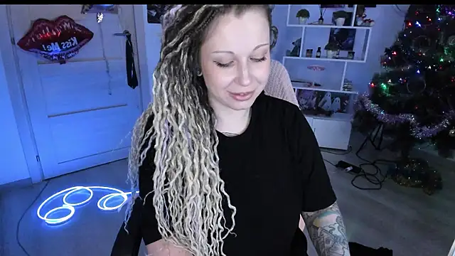 HoneySallyMoore's cam snapshot