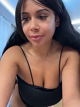 HaileyDiana's cam snapshot