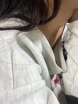 Mina048's cam snapshot