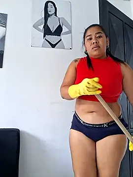 Sarahy-'s cam snapshot