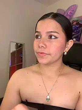 violettabond's cam snapshot