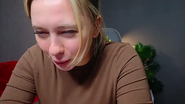 christie_luv's cam snapshot