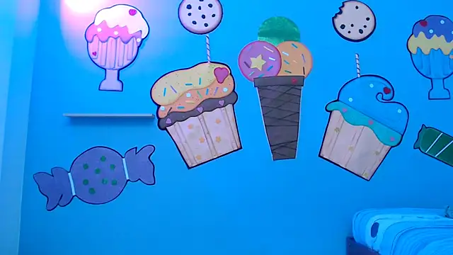 skinnykalitzo18's cam snapshot