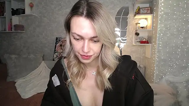 NickyAdamidi's cam snapshot