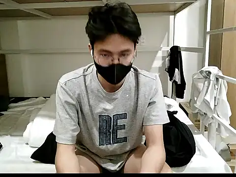 Gwencloudy live sex cam