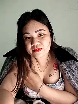 Luckygirls-399's cam snapshot