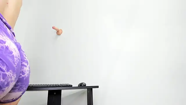 AteneaStone_'s cam snapshot