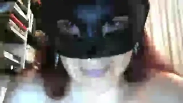 SexyPupil's cam snapshot