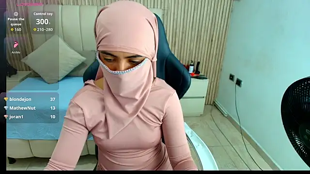 Aini_persa's cam snapshot