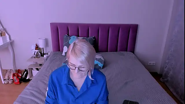 sabrinamacmarren's cam snapshot