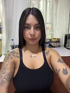 charlotte_stevenss_'s cam snapshot