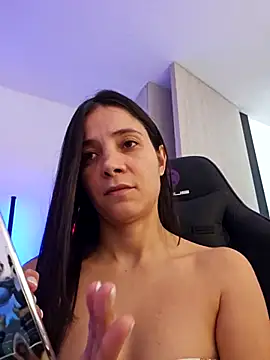 miaeyes's cam snapshot