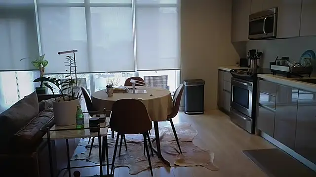 HungandThickLatin's cam snapshot