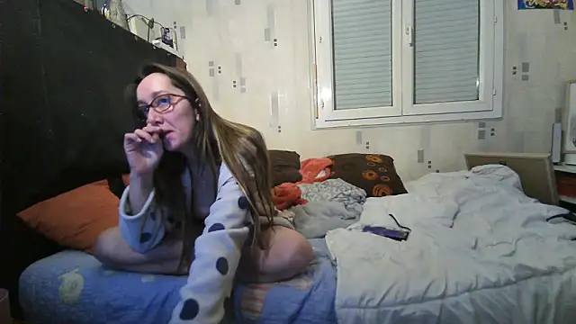 Amoursexy69's cam snapshot