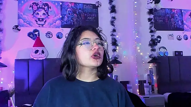 SabrinaV_'s cam snapshot