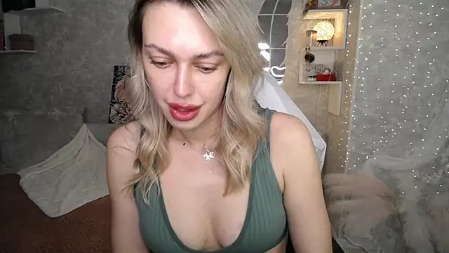 NickyAdamidi's cam snapshot