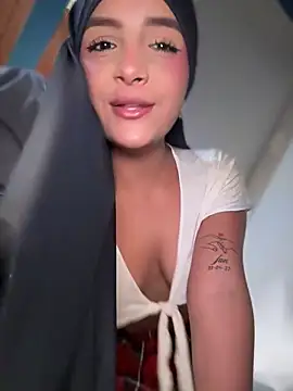 lalilamassu1 live sex cam