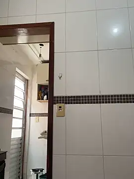 Mirella_Oliveira's cam snapshot