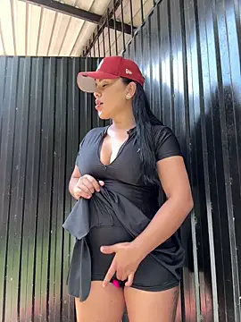 laure_torres's cam snapshot