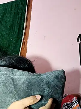 Pujapujat's cam snapshot