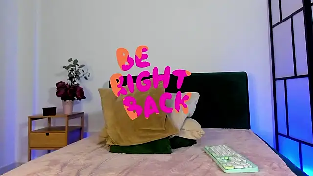 Soft_Kittyy live sex cam