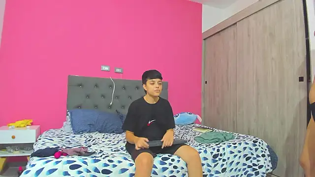 ariloe_quintero's cam snapshot