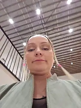 Bondgirl_013 live sex cam