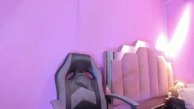 LoveQueen2's cam snapshot