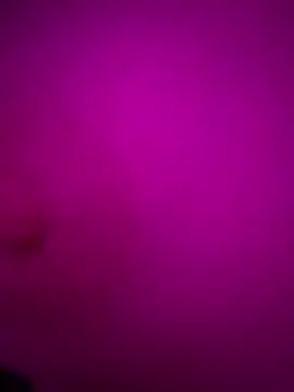 Emilia_Secrets's cam snapshot