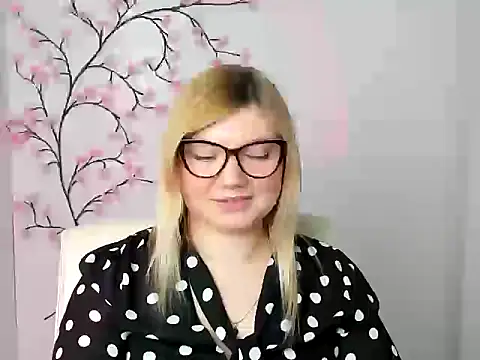 Lola_moree's cam snapshot