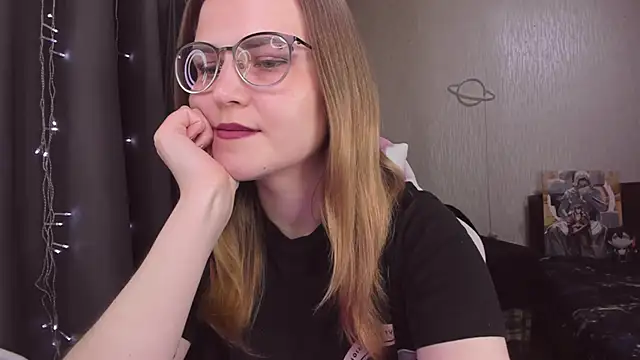 MissBrightShine's cam snapshot