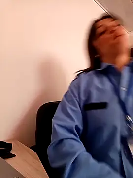 Alejandra_N's cam snapshot