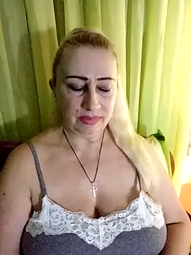 Esenia505's cam snapshot