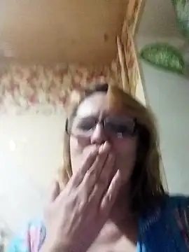 Forest-Lady's cam snapshot